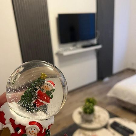 Lovely Apartment In Old Town 400M From City Center Sebilj SJJ Esterno foto