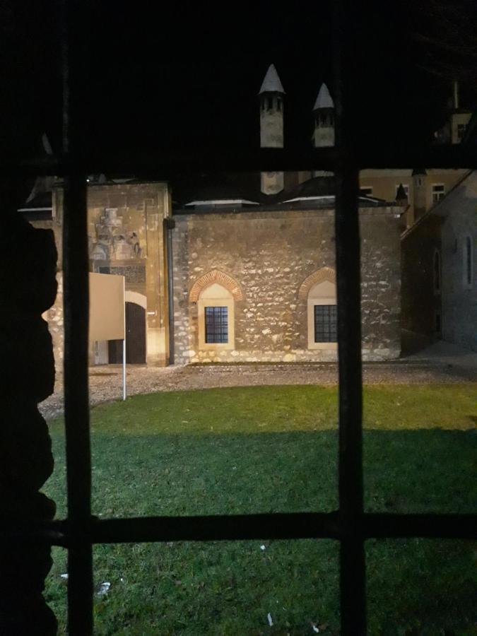 Lovely Apartment In Old Town 400M From City Center Sebilj SJJ Esterno foto